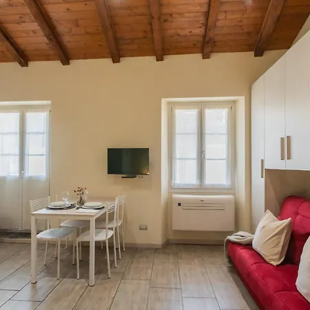 Apartamento Domus In By Rent Como