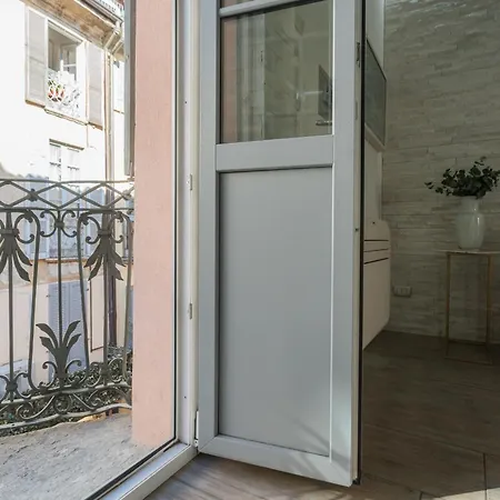 Domus In By Rent