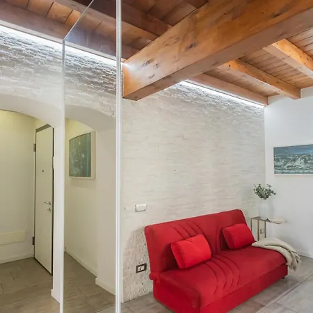 Domus In By Rent Apartamento Como