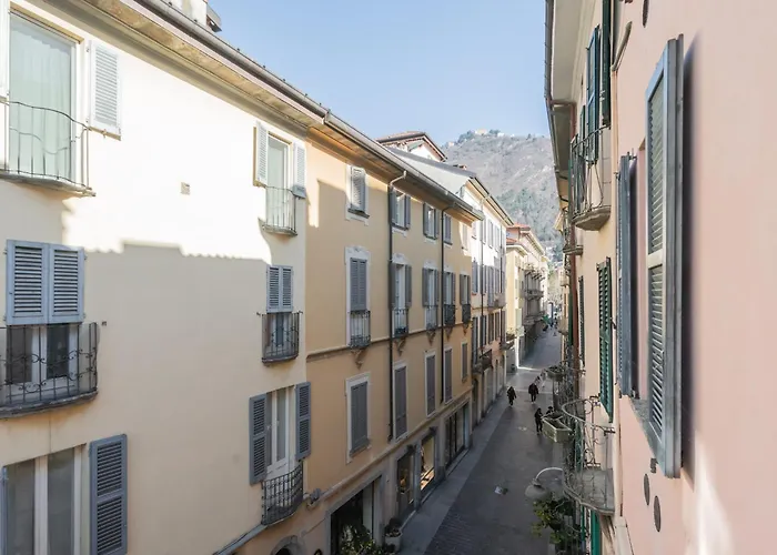 Domus In By Rent * Côme