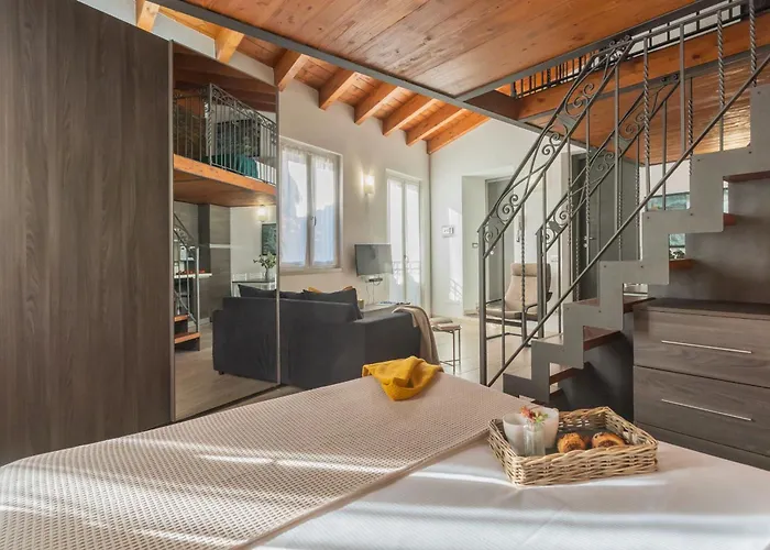 Domus In By Rent * Côme