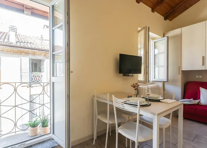 Domus In By Rent Appartamento Côme