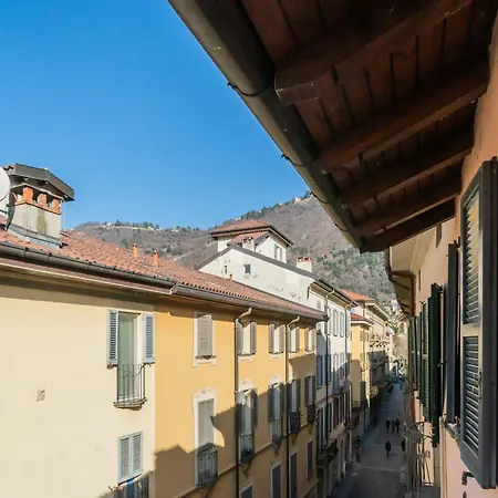 Domus In By Rent Como